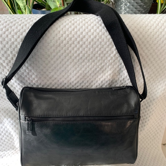 Enzo design premium leather bag - Picture 2 of 16